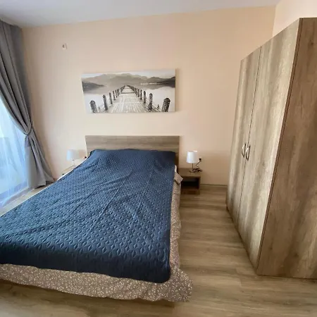 Apartmán Apolon - Beautiful 400 M To The Ravda