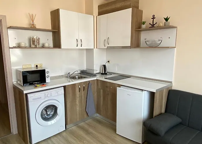 Apolon - Beautiful 400 M To The